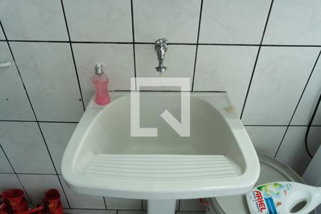 Casa à venda com 200m², 3 quartos e 3 vagas Casa à venda com 200m², 3 quartos e 3 vagasÁrea de Serviço - Tanque