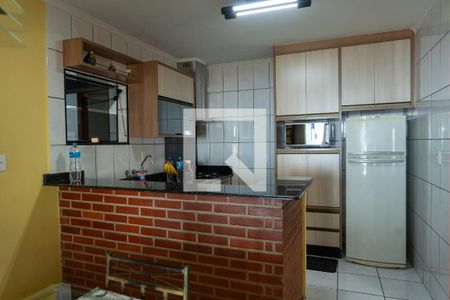 Casa à venda com 200m², 3 quartos e 3 vagas Casa à venda com 200m², 3 quartos e 3 vagasCozinha