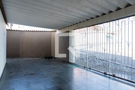 Casa à venda com 200m², 3 quartos e 3 vagas Casa à venda com 200m², 3 quartos e 3 vagasGaragem