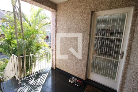 Casa à venda com 240m², 3 quartos e 3 vagasHall de entrada