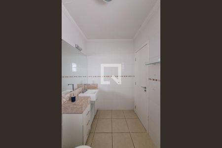 Casa à venda com 215m², 3 quartos e 4 vagas Casa à venda com 215m², 3 quartos e 4 vagasBanheiro Quarto 3- Suíte