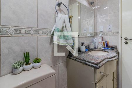 Apartamento à venda com 88m², 4 quartos e sem vaga Apartamento à venda com 88m², 4 quartos e sem vagaBanheiro