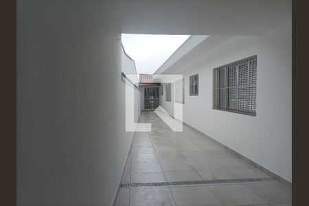 Casa à venda com 390m², 3 quartos e 3 vagas Casa à venda com 390m², 3 quartos e 3 vagasQuintal