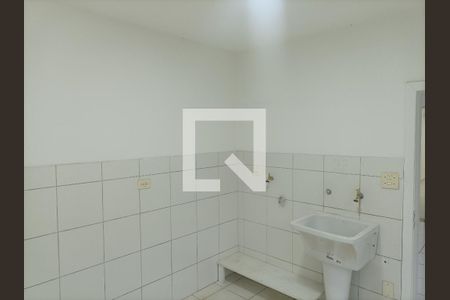 Casa à venda com 390m², 3 quartos e 3 vagas Casa à venda com 390m², 3 quartos e 3 vagasLavanderia