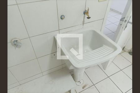 Casa à venda com 390m², 3 quartos e 3 vagas Casa à venda com 390m², 3 quartos e 3 vagasLavanderia