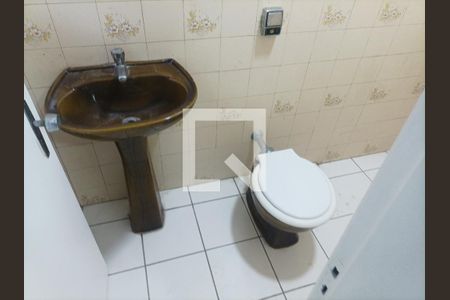 Casa à venda com 390m², 3 quartos e 3 vagas Casa à venda com 390m², 3 quartos e 3 vagasBanheiro 3