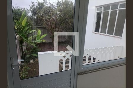 Casa à venda com 390m², 3 quartos e 3 vagas Casa à venda com 390m², 3 quartos e 3 vagasCozinha