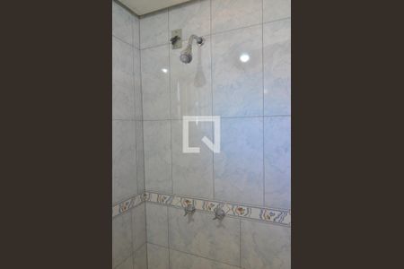 Casa à venda com 270m², 3 quartos e 3 vagasBanheiro social