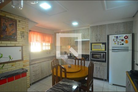 Casa à venda com 270m², 3 quartos e 3 vagasCozinha