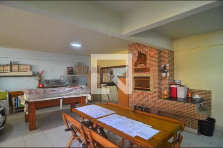 Casa à venda com 270m², 3 quartos e 3 vagasGaragem