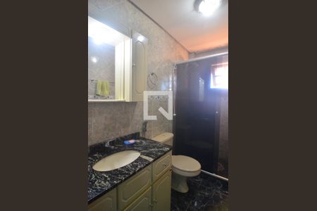 Casa à venda com 270m², 3 quartos e 3 vagasBanheiro social