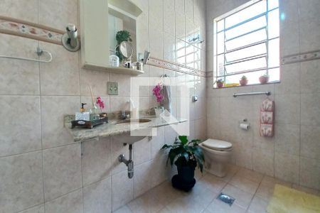 Casa à venda com 218m², 3 quartos e 1 vaga Casa à venda com 218m², 3 quartos e 1 vagaBanheiro