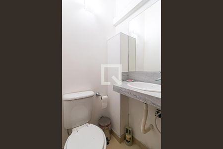 Casa à venda com 177m², 3 quartos e 3 vagas Casa à venda com 177m², 3 quartos e 3 vagasLavabo