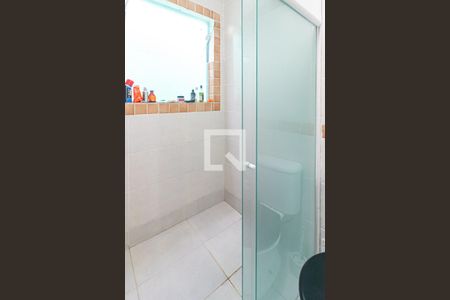 Casa à venda com 177m², 3 quartos e 3 vagas Casa à venda com 177m², 3 quartos e 3 vagasBanheiro do Quarto 1