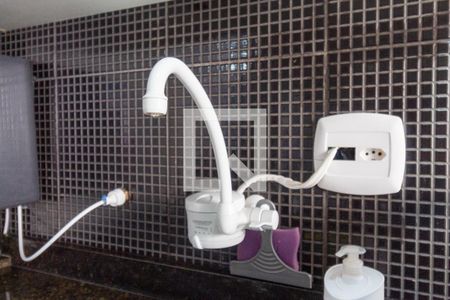 Apartamento à venda com 50m², 2 quartos e 1 vagaCozinha - Torneira