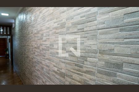 Casa à venda com 194m², 4 quartos e 3 vagas Casa à venda com 194m², 4 quartos e 3 vagasCorredor