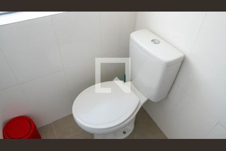Casa à venda com 194m², 4 quartos e 3 vagas Casa à venda com 194m², 4 quartos e 3 vagasLavabo