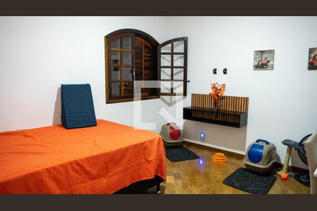 Casa à venda com 194m², 4 quartos e 3 vagas Casa à venda com 194m², 4 quartos e 3 vagasQuarto 3