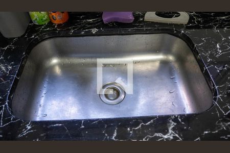 Casa à venda com 194m², 4 quartos e 3 vagas Casa à venda com 194m², 4 quartos e 3 vagasCozinha