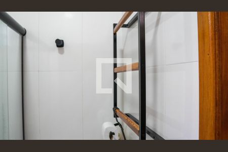 Casa à venda com 194m², 4 quartos e 3 vagas Casa à venda com 194m², 4 quartos e 3 vagasBanheiro