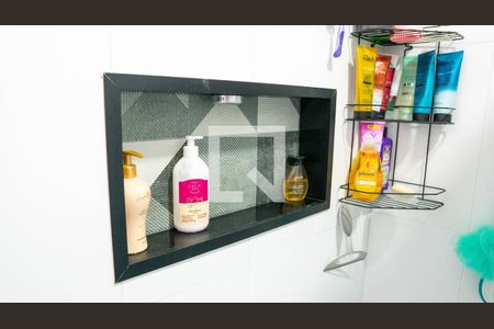 Casa à venda com 194m², 4 quartos e 3 vagas Casa à venda com 194m², 4 quartos e 3 vagasBanheiro