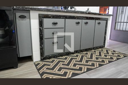 Casa à venda com 194m², 4 quartos e 3 vagas Casa à venda com 194m², 4 quartos e 3 vagasCozinha