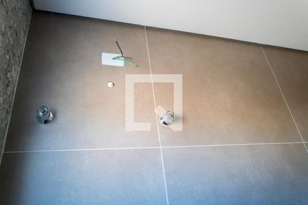 Apartamento à venda com 106m², 2 quartos e 1 vaga Apartamento à venda com 106m², 2 quartos e 1 vagaBanheiro do quarto 1