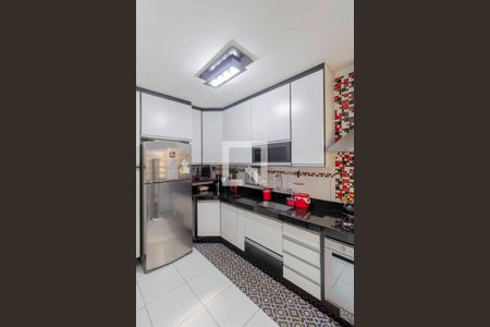 Casa de condomínio à venda com 98m², 2 quartos e 2 vagasCozinha 