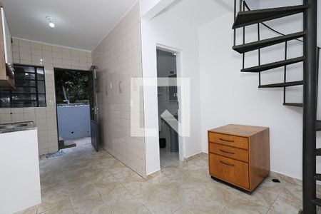 Sala de casa para alugar com 1 quarto, 40m² em Jardim das Bandeiras, São Paulo
