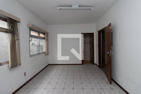 Casa à venda com 115m², 6 quartos e 1 vagaQuarto 4