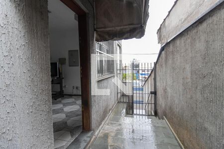 Casa à venda com 115m², 6 quartos e 1 vagaCorredor Lateral