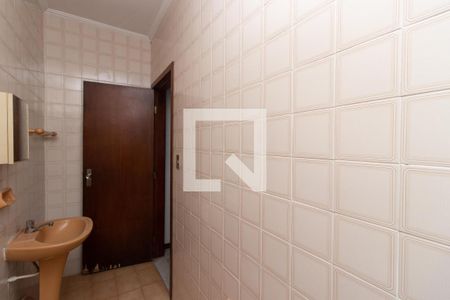 Casa à venda com 115m², 6 quartos e 1 vagaBanheiro do Quarto 4