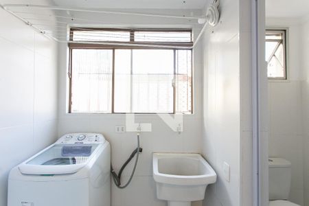 Apartamento à venda com 68m², 3 quartos e 1 vaga Apartamento à venda com 68m², 3 quartos e 1 vagaÁrea de Serviço