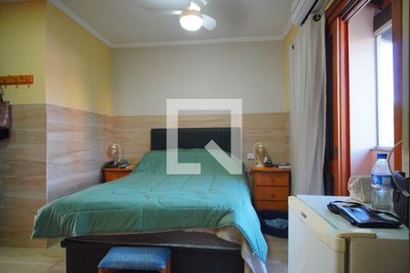 Casa à venda com 200m², 3 quartos e 3 vagasQuarto Suíte