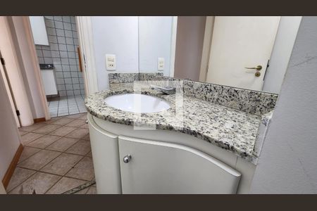 Apartamento à venda com 51m², 1 quarto e 1 vaga Apartamento à venda com 51m², 1 quarto e 1 vagaBanheiro