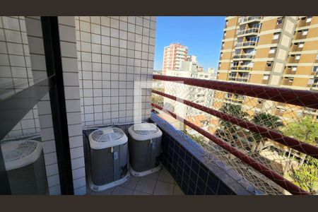 Apartamento à venda com 51m², 1 quarto e 1 vaga Apartamento à venda com 51m², 1 quarto e 1 vagaVaranda