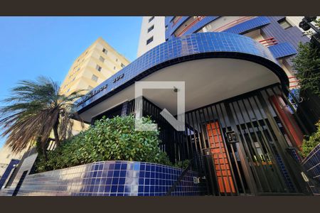 Apartamento à venda com 51m², 1 quarto e 1 vaga Apartamento à venda com 51m², 1 quarto e 1 vagaFachada