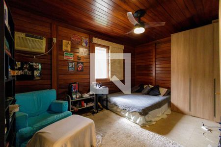 Casa de condomínio à venda com 160m², 4 quartos e 2 vagas Casa de condomínio à venda com 160m², 4 quartos e 2 vagasSuíte 2