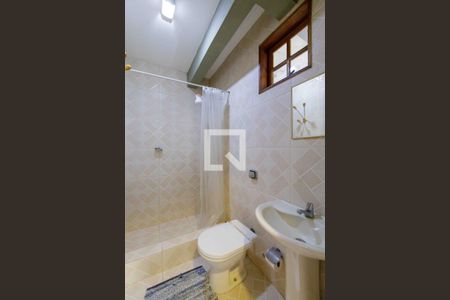 Casa de condomínio à venda com 160m², 4 quartos e 2 vagas Casa de condomínio à venda com 160m², 4 quartos e 2 vagasBanheiro de Serviço