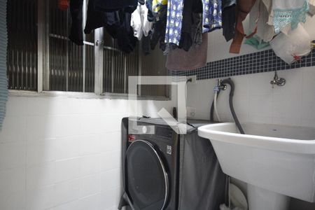 Apartamento à venda com 61m², 2 quartos e 1 vagaÁrea de Serviço