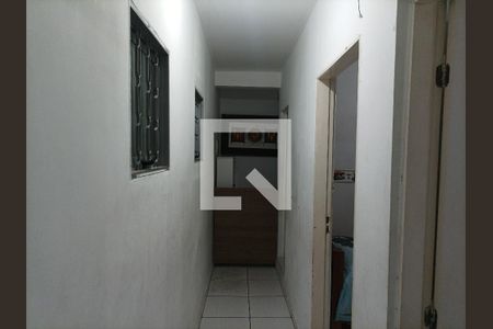 Casa à venda com 89m², 3 quartos e 1 vagaCorredor quartos