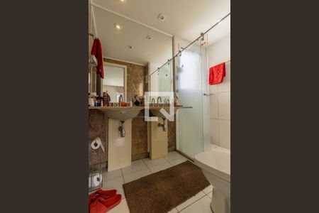 Apartamento à venda com 129m², 3 quartos e 2 vagasBanheiro da Suíte