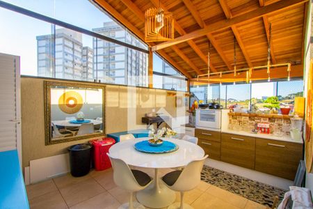 Apartamento à venda com 91m², 2 quartos e 1 vaga Apartamento à venda com 91m², 2 quartos e 1 vagaCobertura