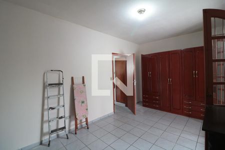 Casa para alugar com 99m², 2 quartos e 1 vagaQuarto 2