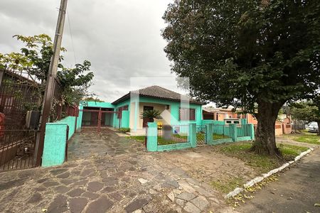 Casa à venda com 160m², 6 quartos e 3 vagasFachada da casa 