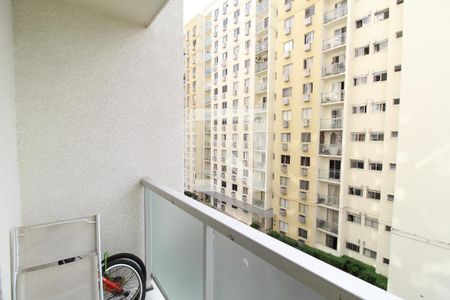 Varanda de apartamento para alugar com 2 quartos, 50m² em Recreio dos Bandeirantes, Rio de Janeiro