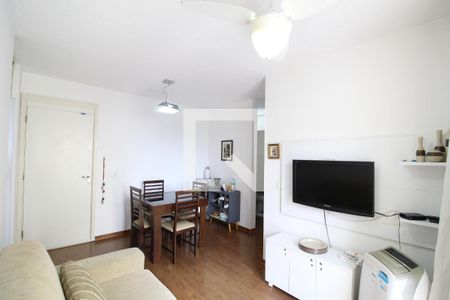 Sala de apartamento para alugar com 2 quartos, 50m² em Recreio dos Bandeirantes, Rio de Janeiro