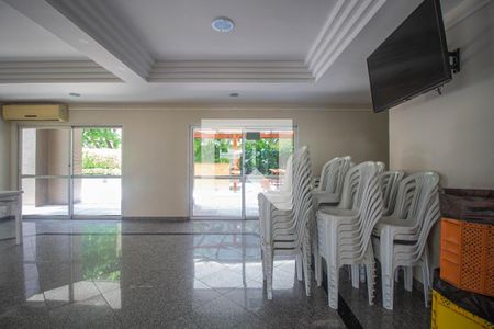 Apartamento à venda com 140m², 3 quartos e 2 vagas Apartamento à venda com 140m², 3 quartos e 2 vagasÁrea comum - Salão de festas