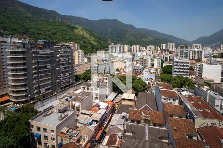 Apartamento à venda com 140m², 3 quartos e 2 vagas Apartamento à venda com 140m², 3 quartos e 2 vagasVista do Quarto 2