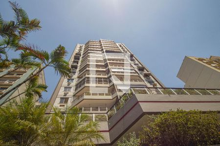 Apartamento à venda com 140m², 3 quartos e 2 vagas Apartamento à venda com 140m², 3 quartos e 2 vagasFachada